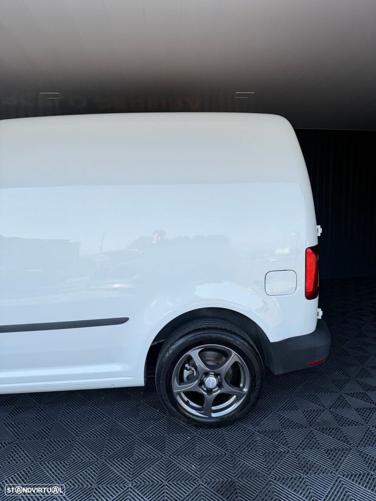 VW Caddy 1.6 TDi BlueMotion - 10