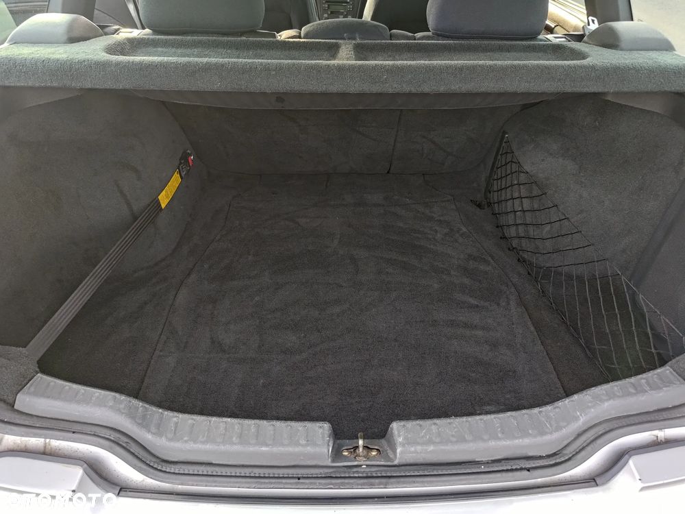 Volvo V40 1.9 D Classic Limited Edition Comfort - 15