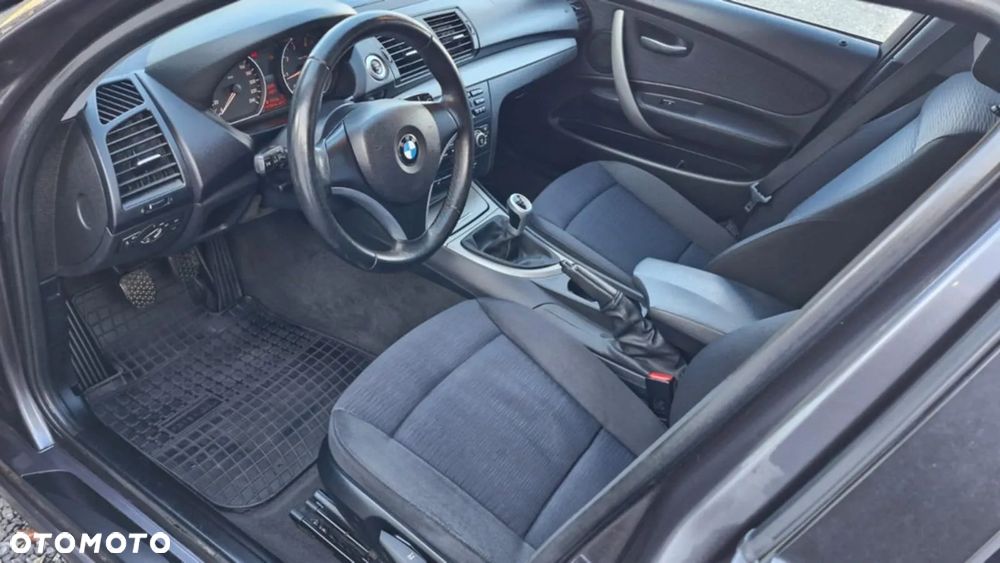 BMW Seria 1 - 18