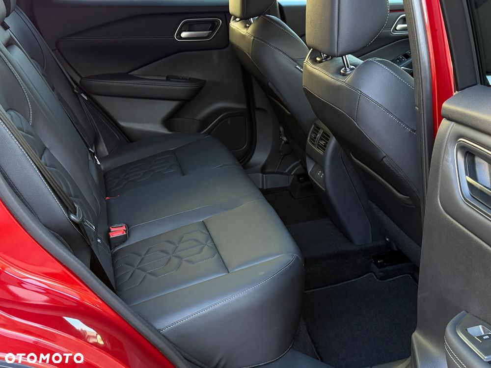 Nissan Qashqai 1.3 DIG-T MHEV Xtronic Tekna - 17