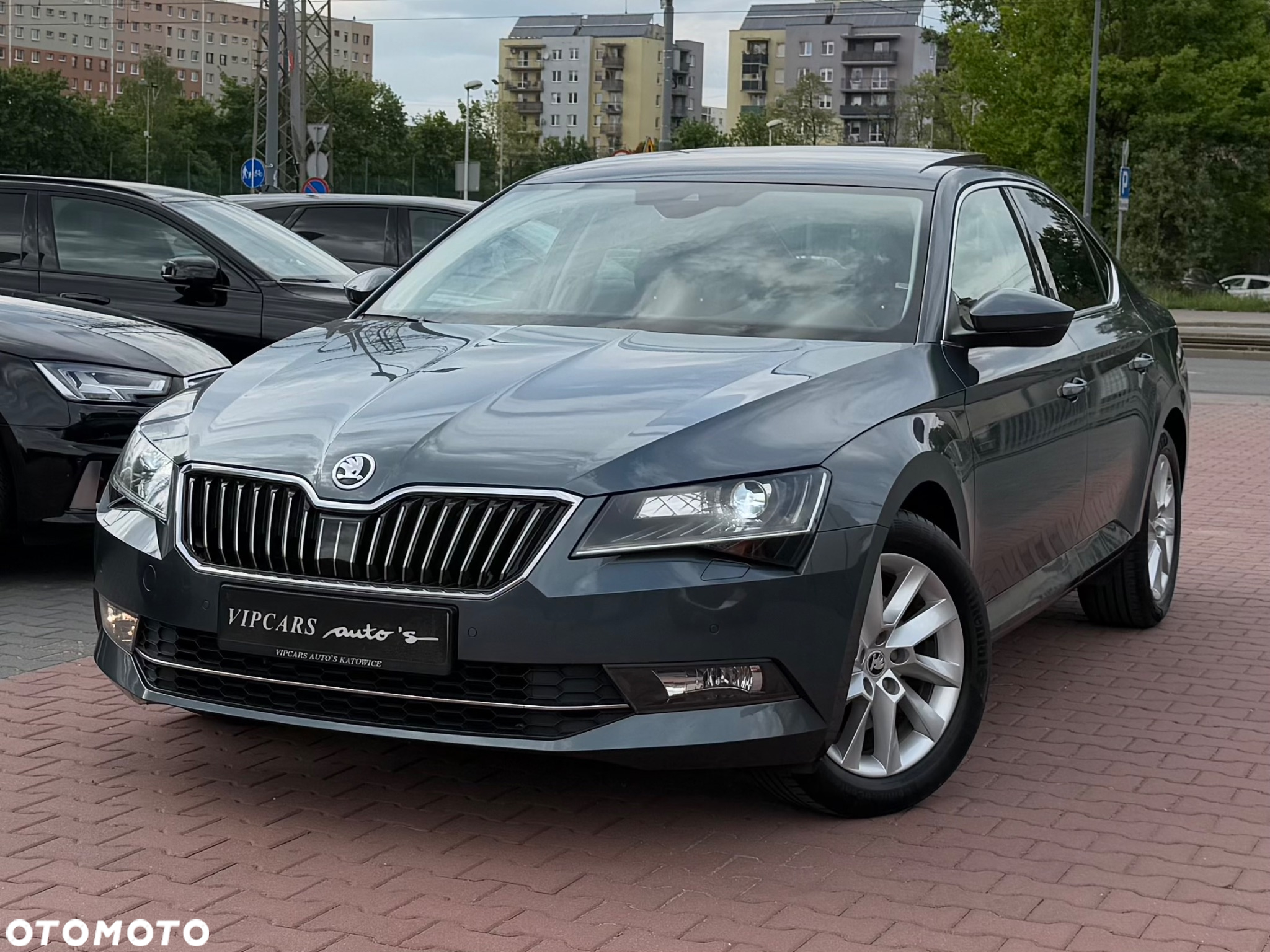 Skoda Superb 1.6 TDI Style DSG - 2