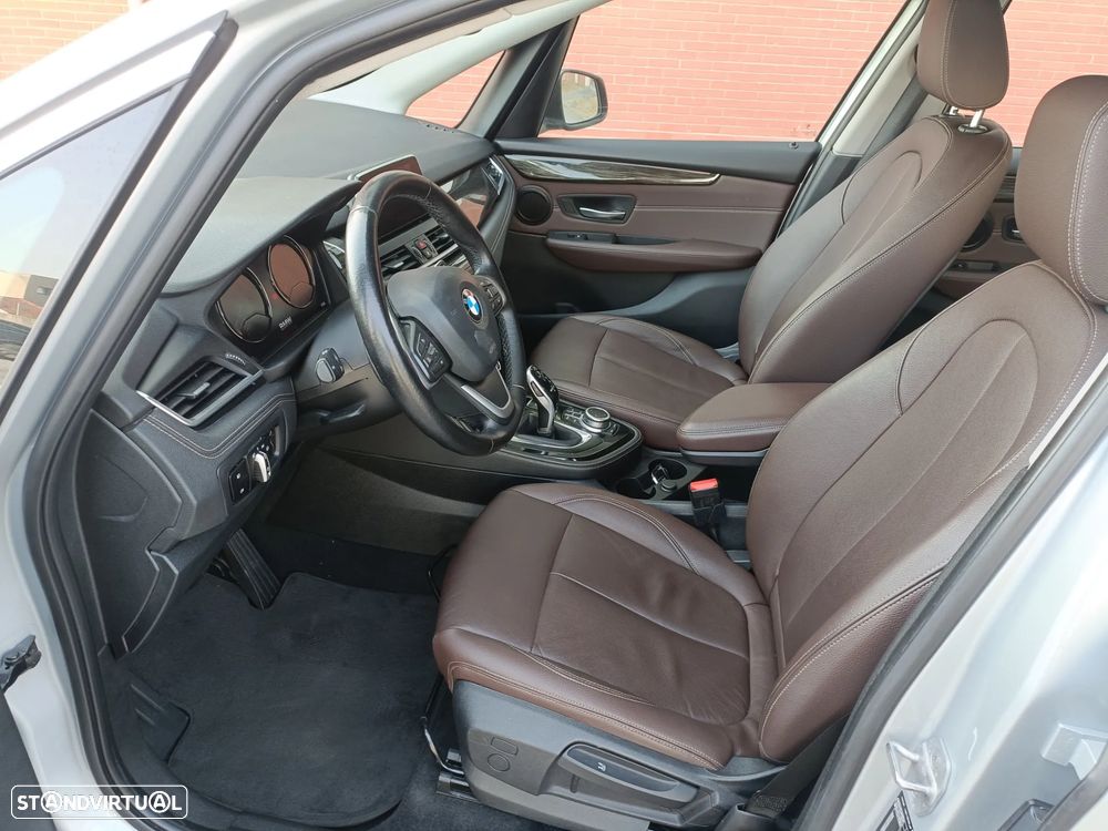 BMW 218 Active Tourer d Sport-Aut. Luxury Line - 11