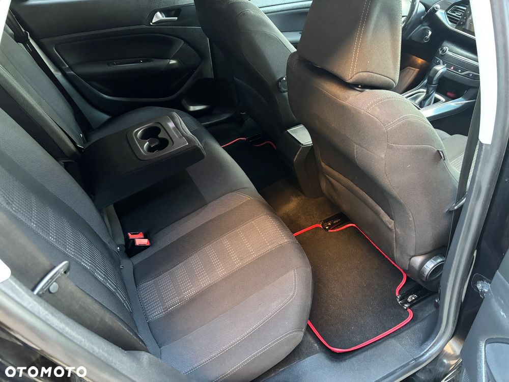 Peugeot 308 BlueHDi FAP 150 EAT6 Stop&Start Allure - 9