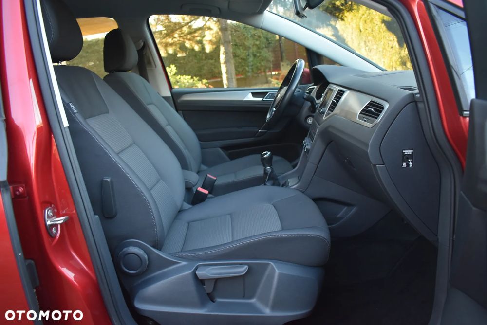 Volkswagen Golf Sportsvan - 22