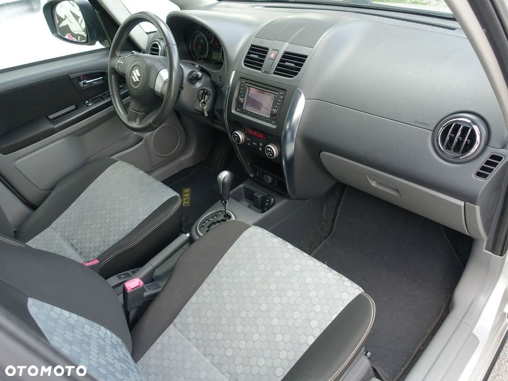 Suzuki SX4 1.6 VVT Automatic 4x2 Style - 18