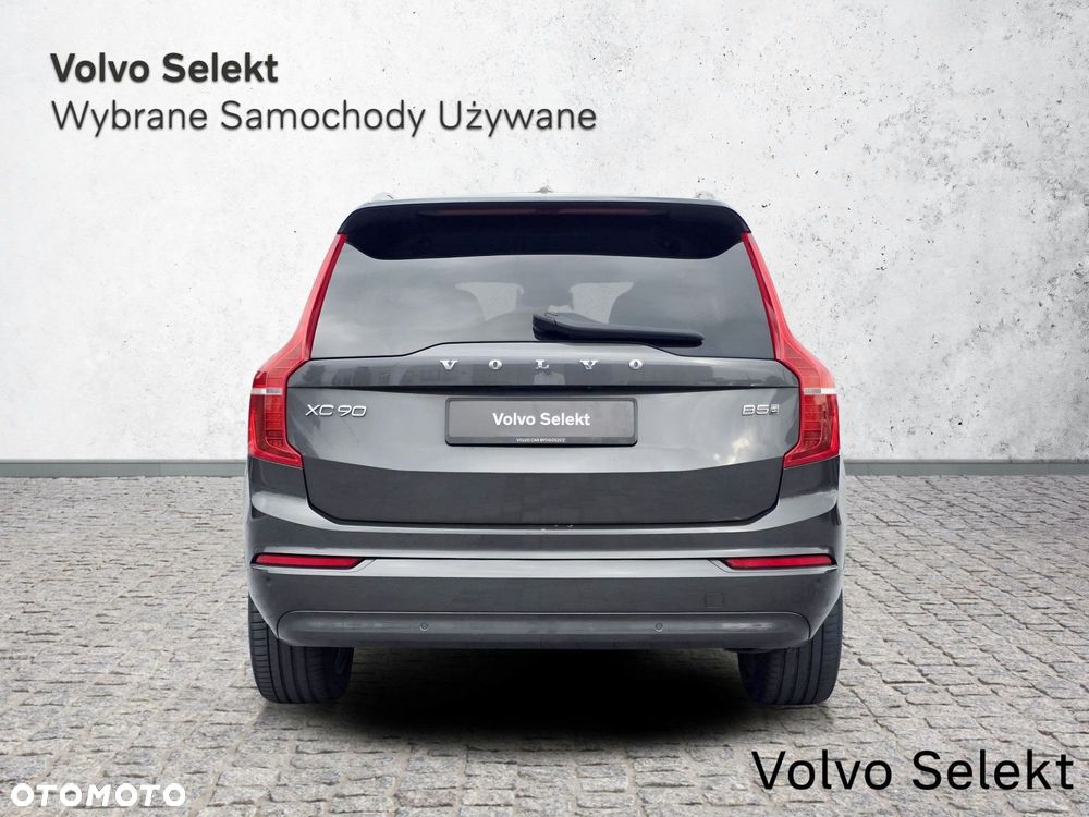 Volvo XC 90 - 9