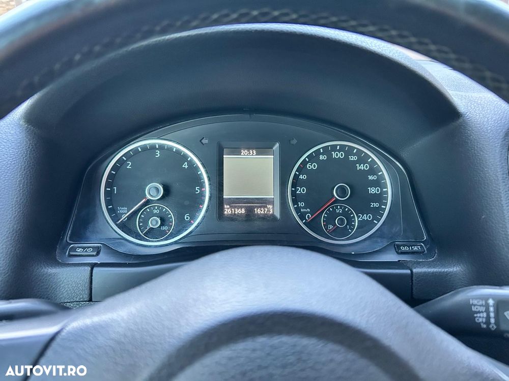 Volkswagen Tiguan 2.0 TDI 4Motion Sport & Style - 10