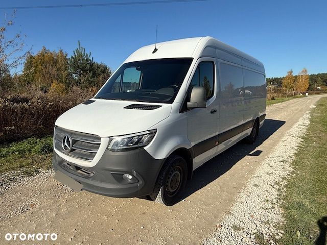 Mercedes-Benz Sprinter - 1