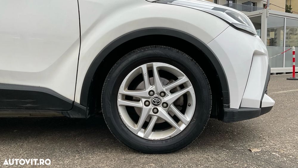 Toyota C-HR 1.8 HSD 122 CP 4x2 CVT Core - 11