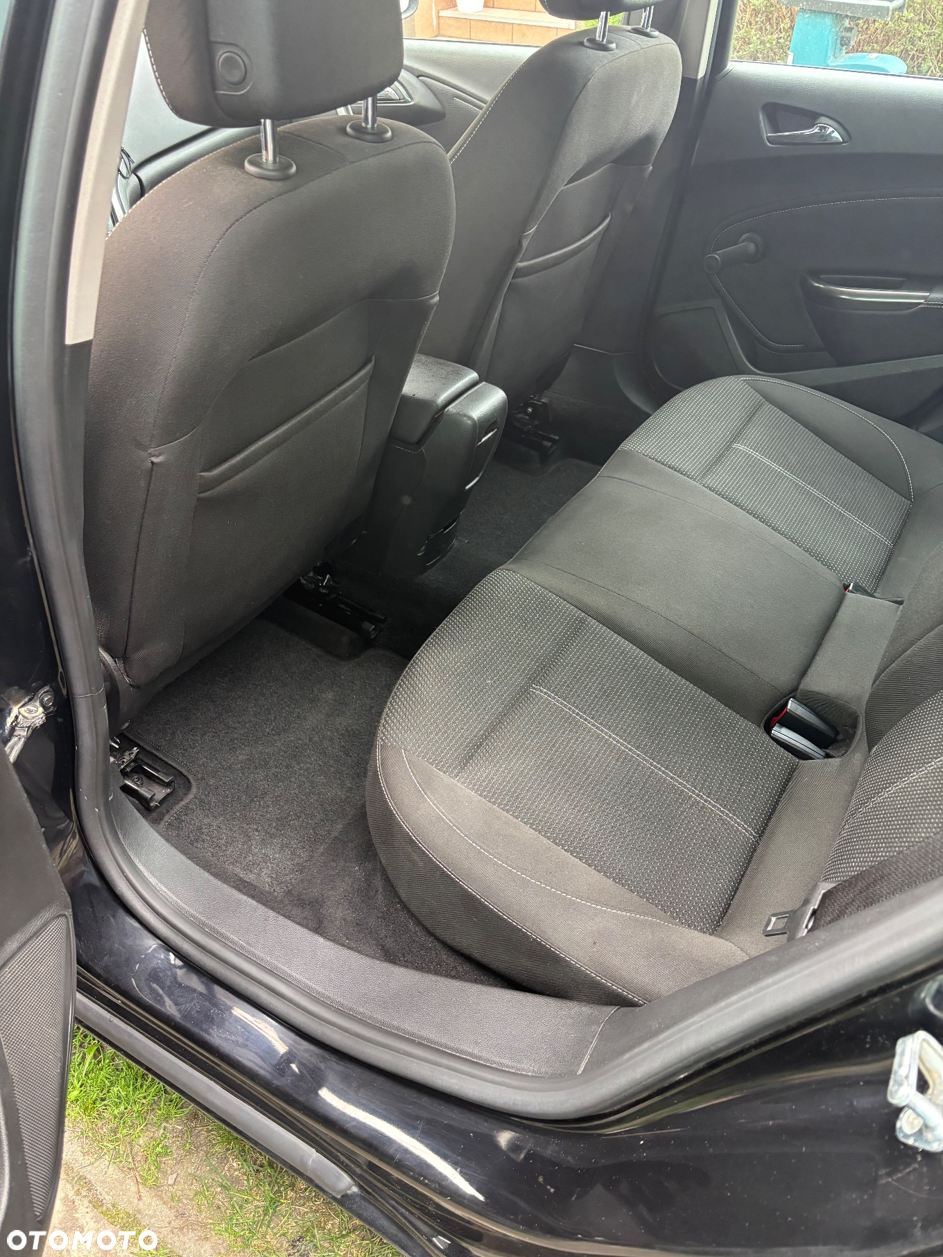 Opel Astra IV 1.6 T Sport - 12