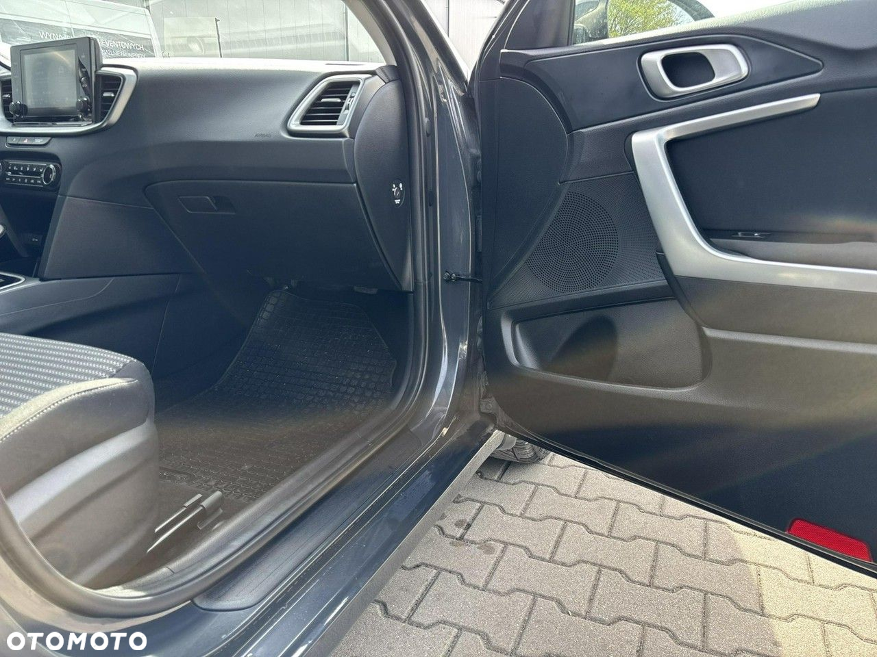 Kia Ceed 1.5 T-GDI M DCT - 16