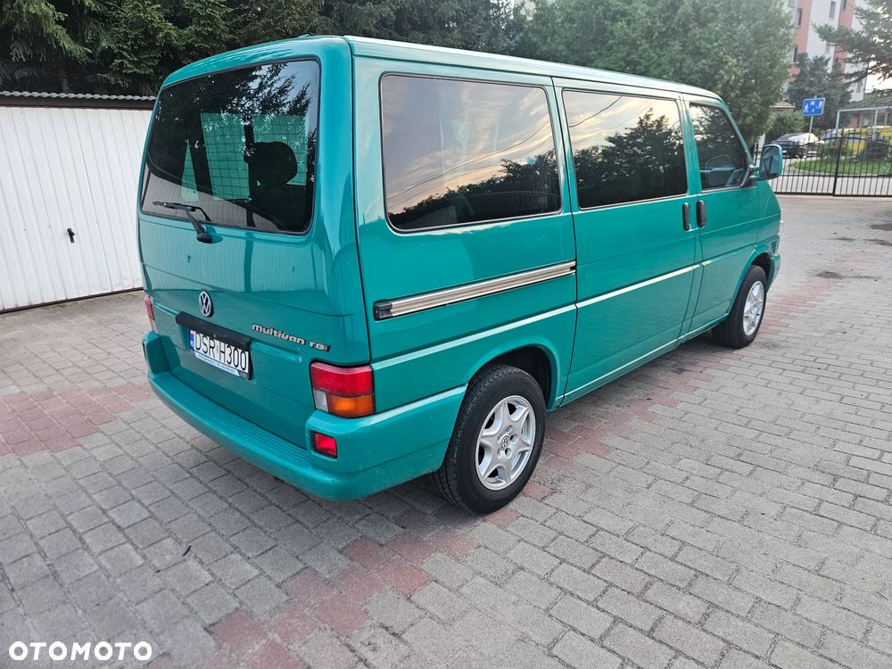 Volkswagen Multivan - 3