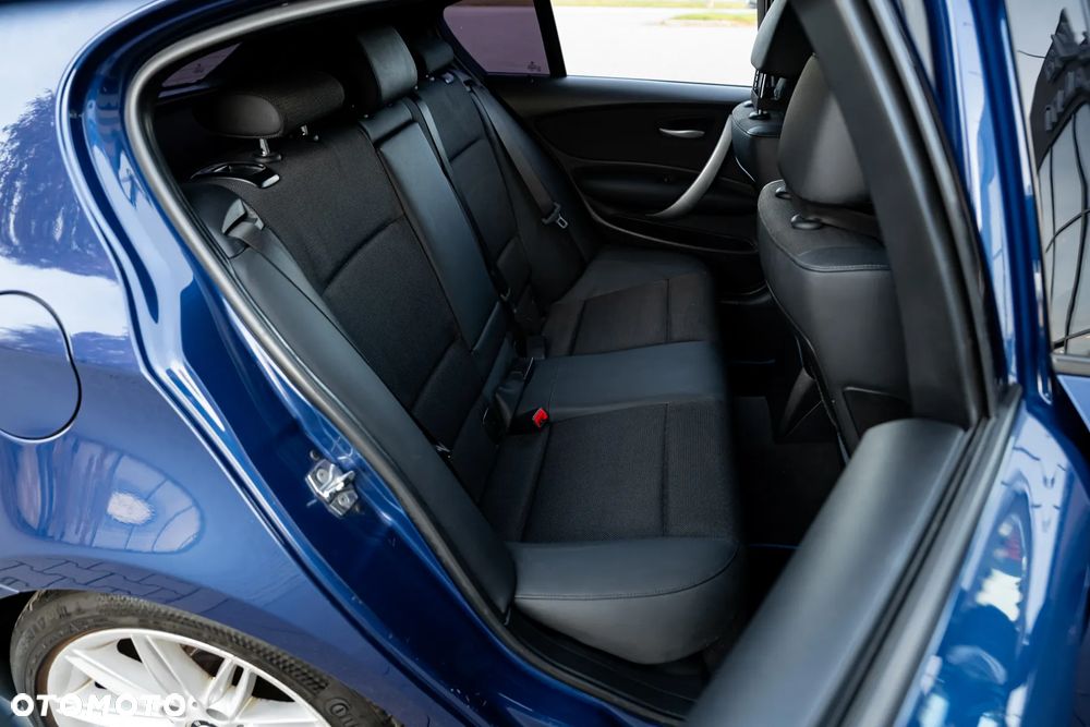 BMW Seria 1 120i Edition Sport - 25
