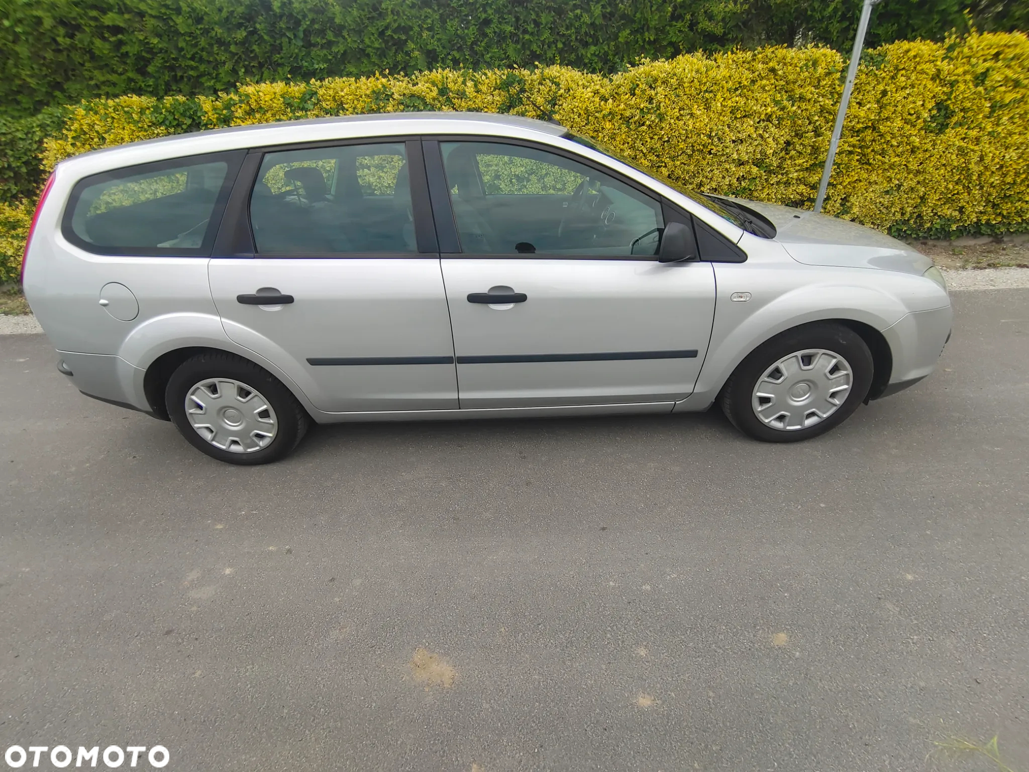 Ford Focus 1.6 Ghia - 2