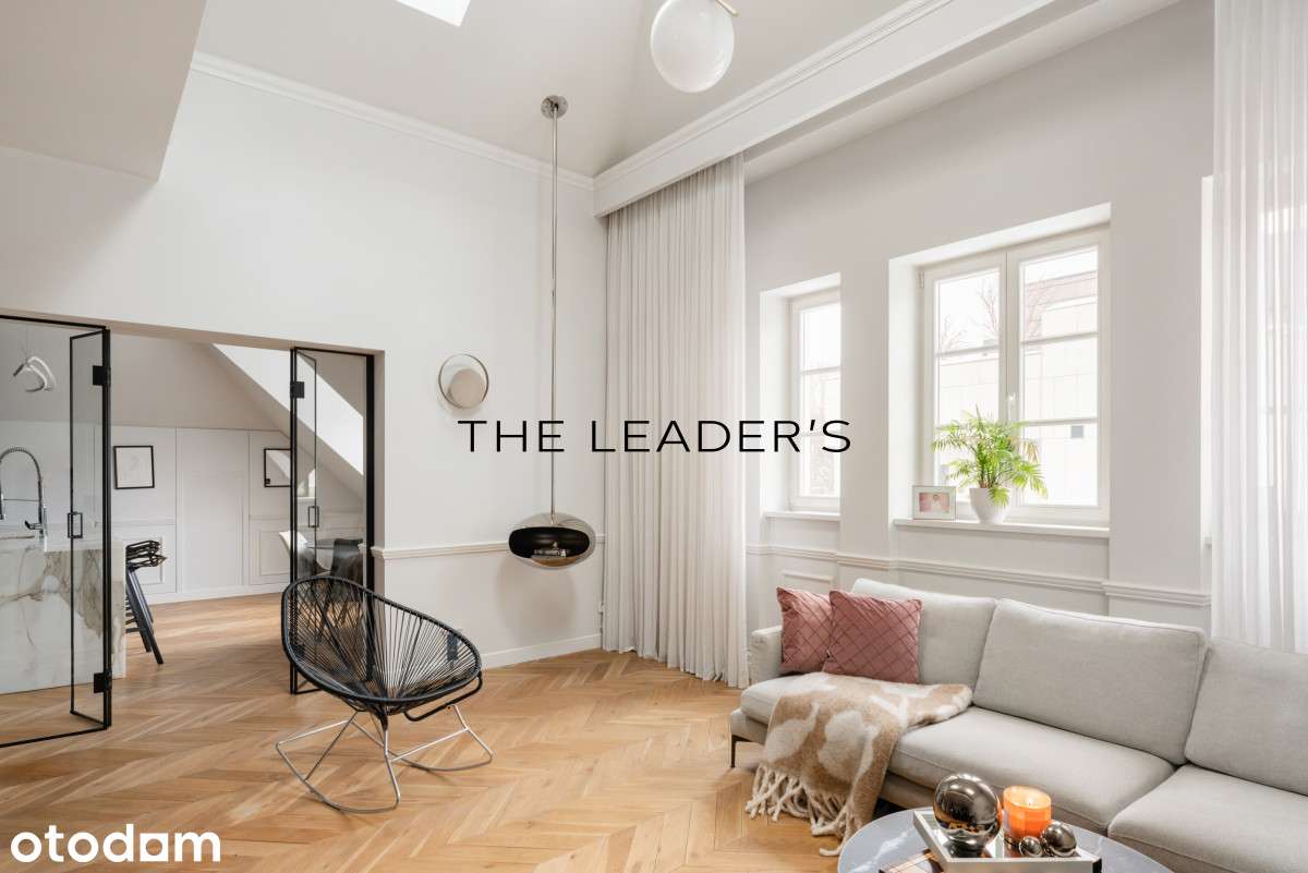 Apartament w przedwojennej kamienicy na Mokotowie