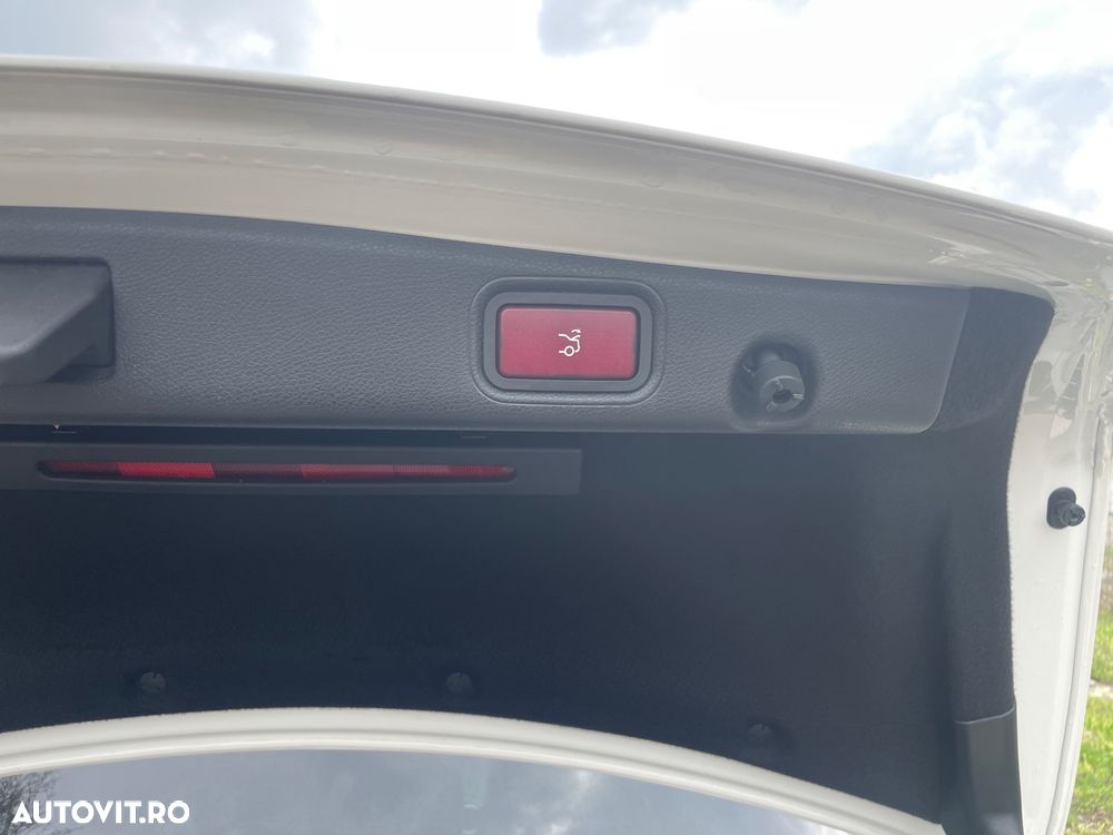 Mercedes-Benz E - 24