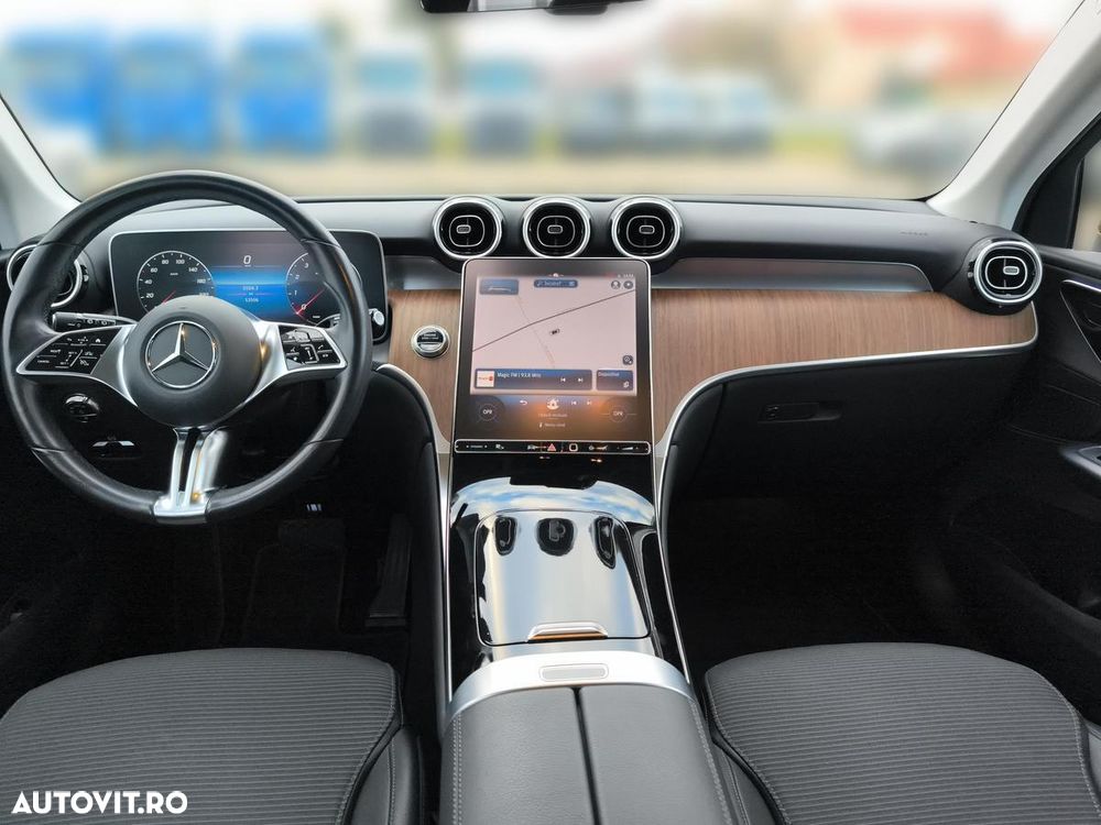 Mercedes-Benz GLC 200 4MATIC MHEV - 11