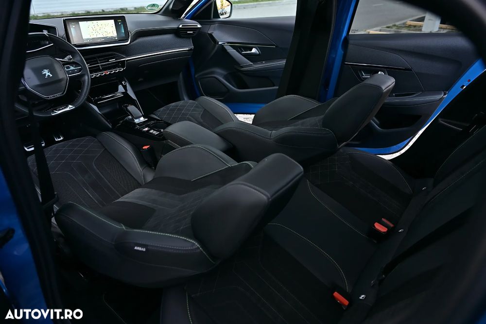 Peugeot 208 e-208 GT-Line - 19