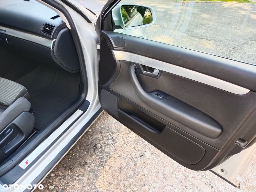 Audi A4 Avant - 17
