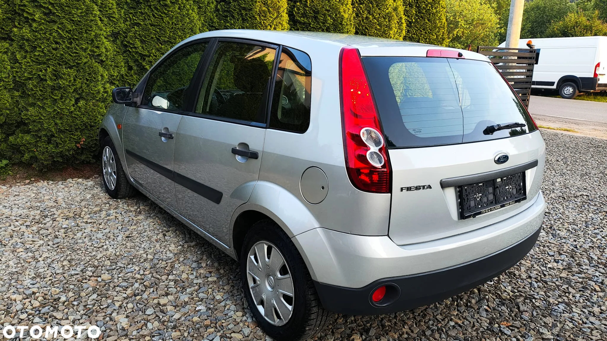 Ford Fiesta - 4