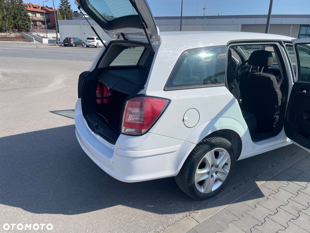 Opel Astra 1.7 CDTI - 9