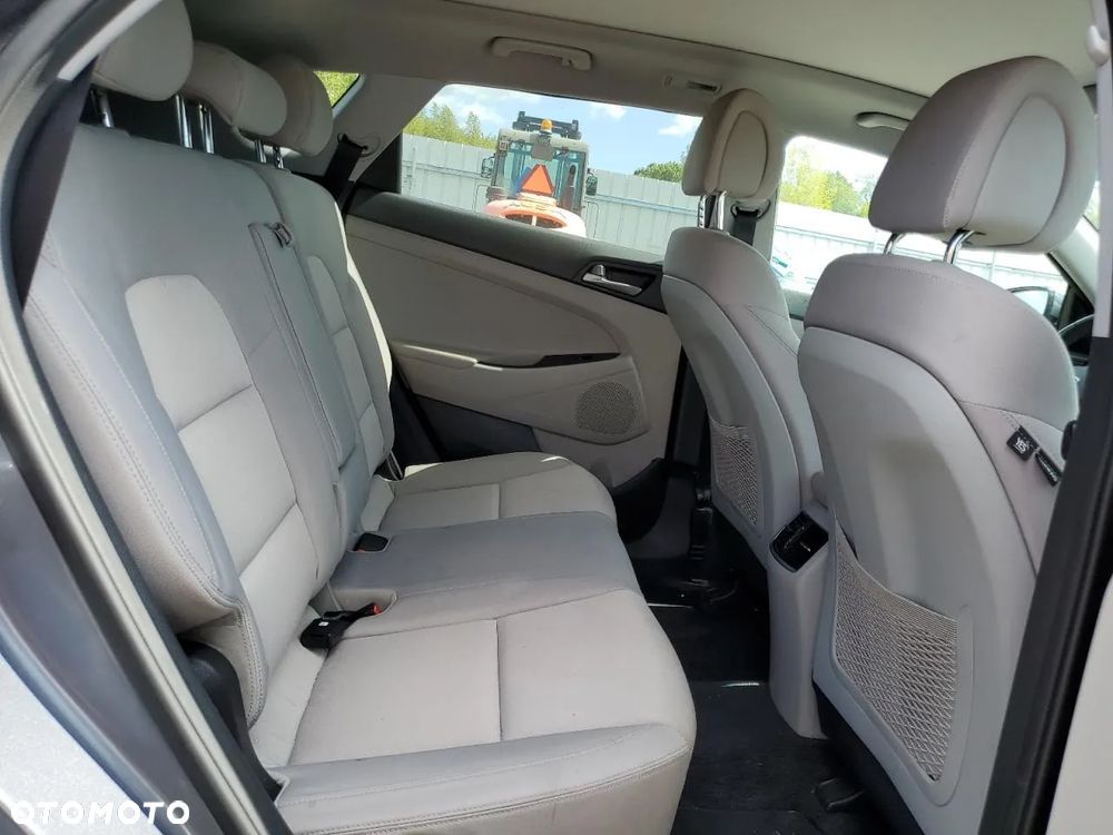 Hyundai Tucson 1.6 T-GDI Style 4WD DCT - 10