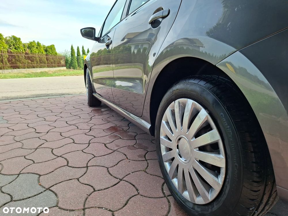 Volkswagen Polo 1.4 16V Highline DSG - 5