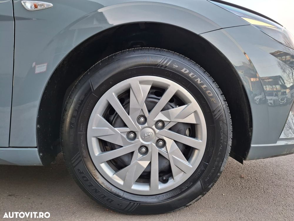 Hyundai Elantra - 21