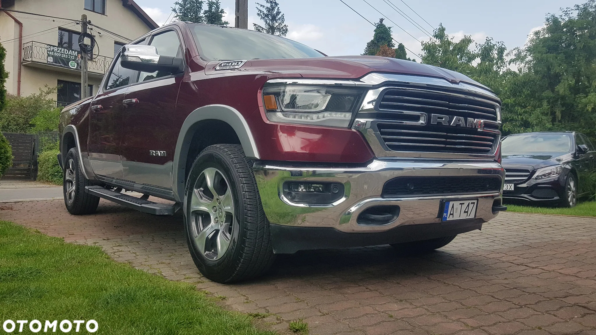 RAM 1500 Crew Cab Laramie - 3