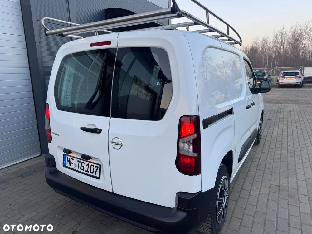 Opel Combo 1.6 CDTI - 21