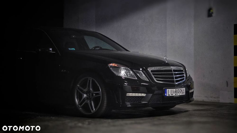 Mercedes-Benz Klasa E 63 AMG AMG Speedshift 7G-MCT - 2