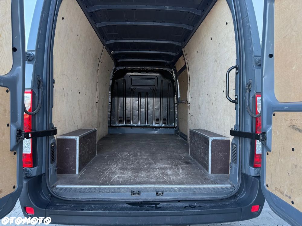 Renault Master - 25