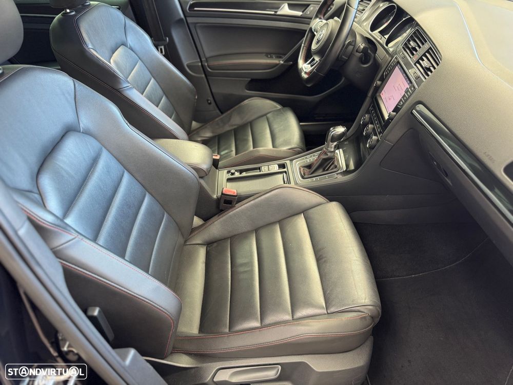 VW Golf 2.0 TSi GTi DSG Performance - 46