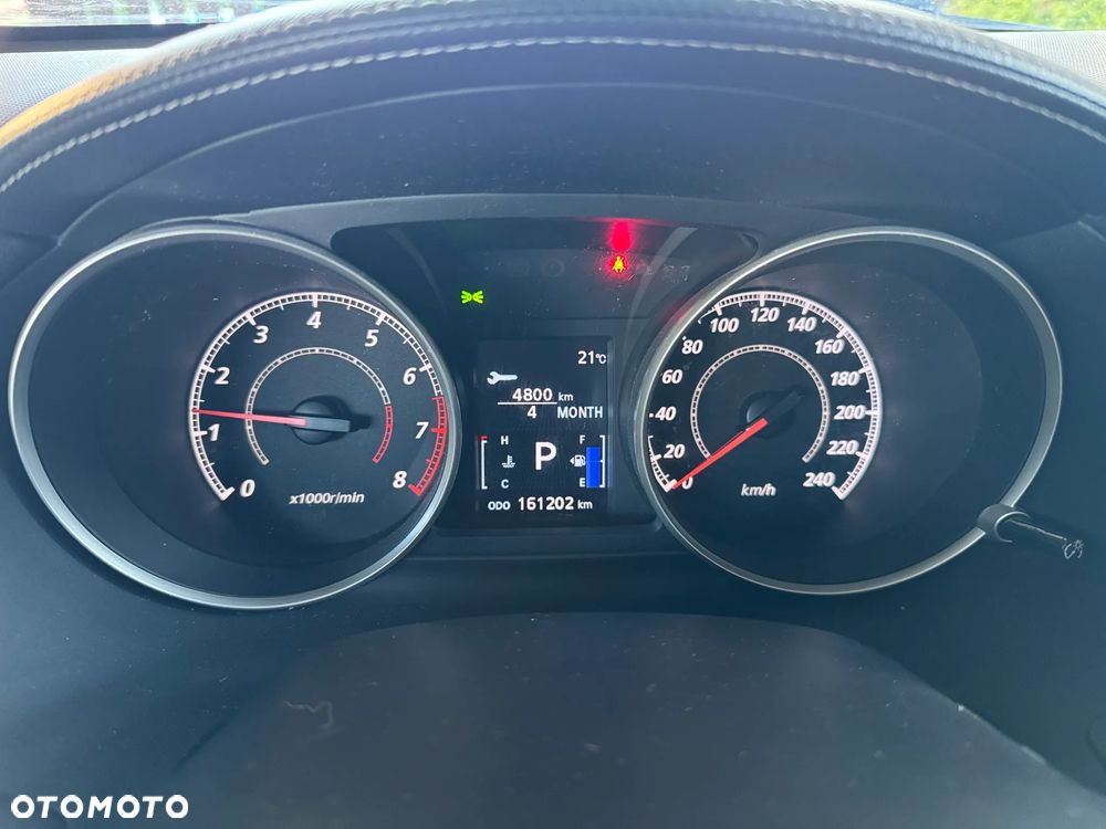 Mitsubishi Outlander 2.4 4WD CVT Intense - 39