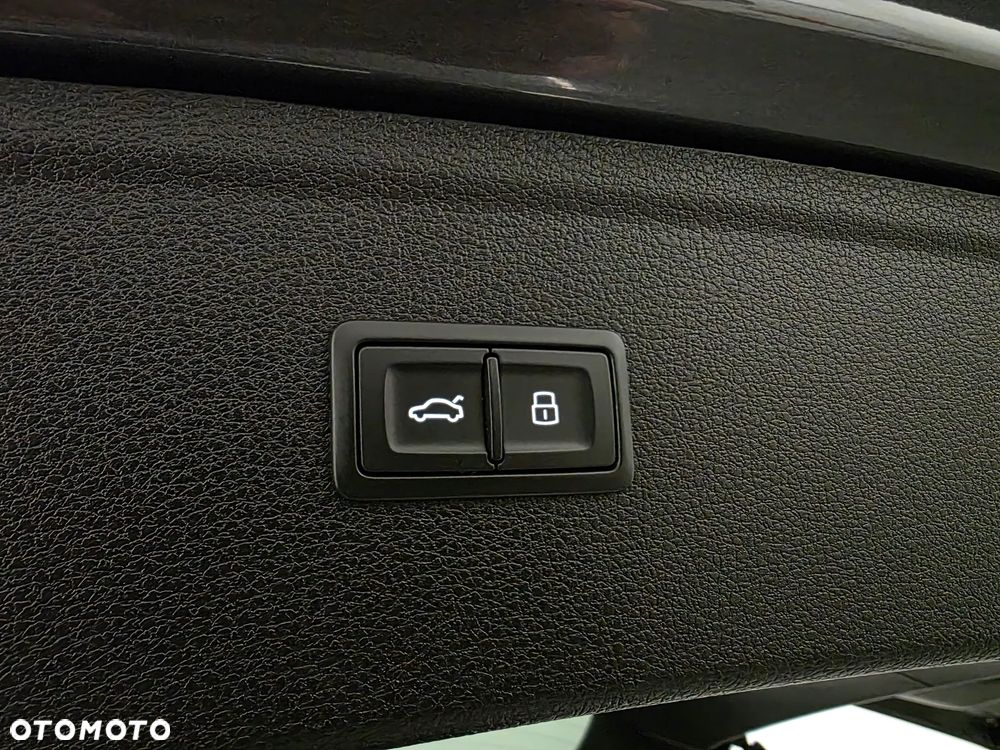 Audi Q5 40 TDI quattro S tronic S line - 40
