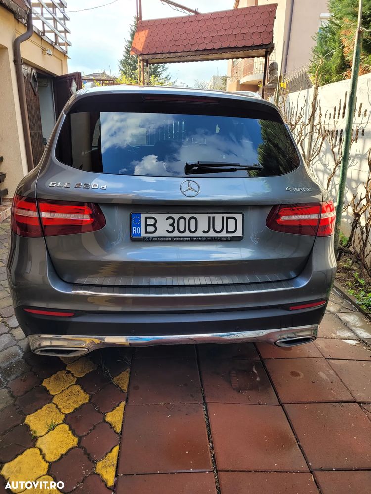 Mercedes-Benz GLC - 9