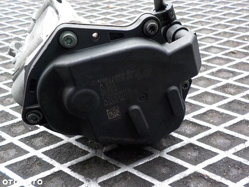 ZAWÓR EGR MERCEDES W212 2.2 CDI A6511400460 A2C53418577 - 4