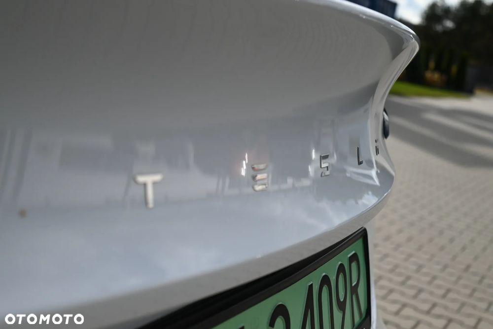 Tesla Model 3 - 14