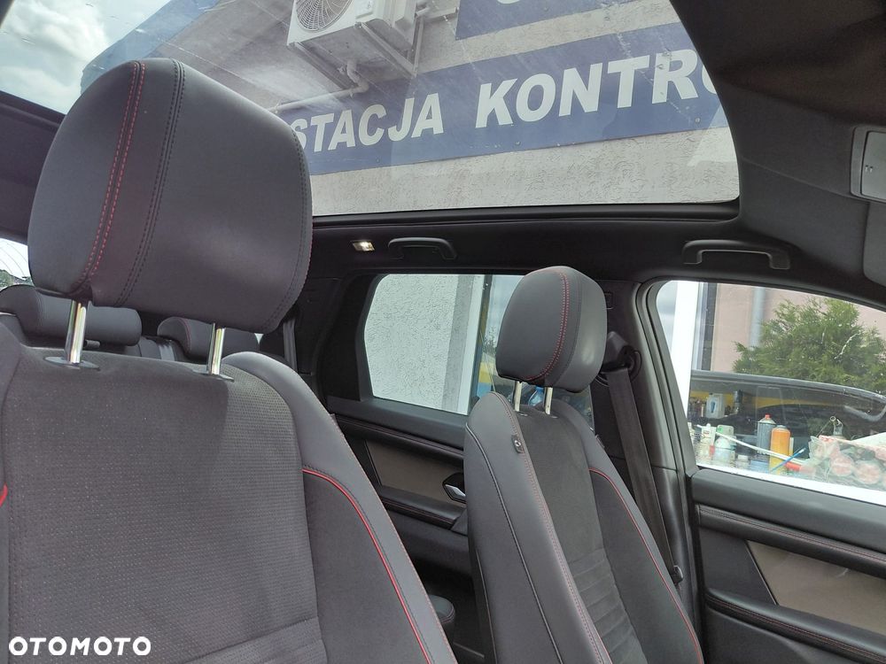Land Rover Discovery Sport - 18