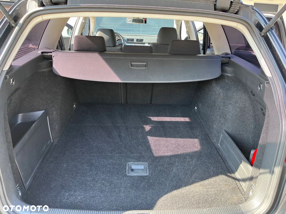 Volkswagen Passat 1.8 TSI Individual - 13