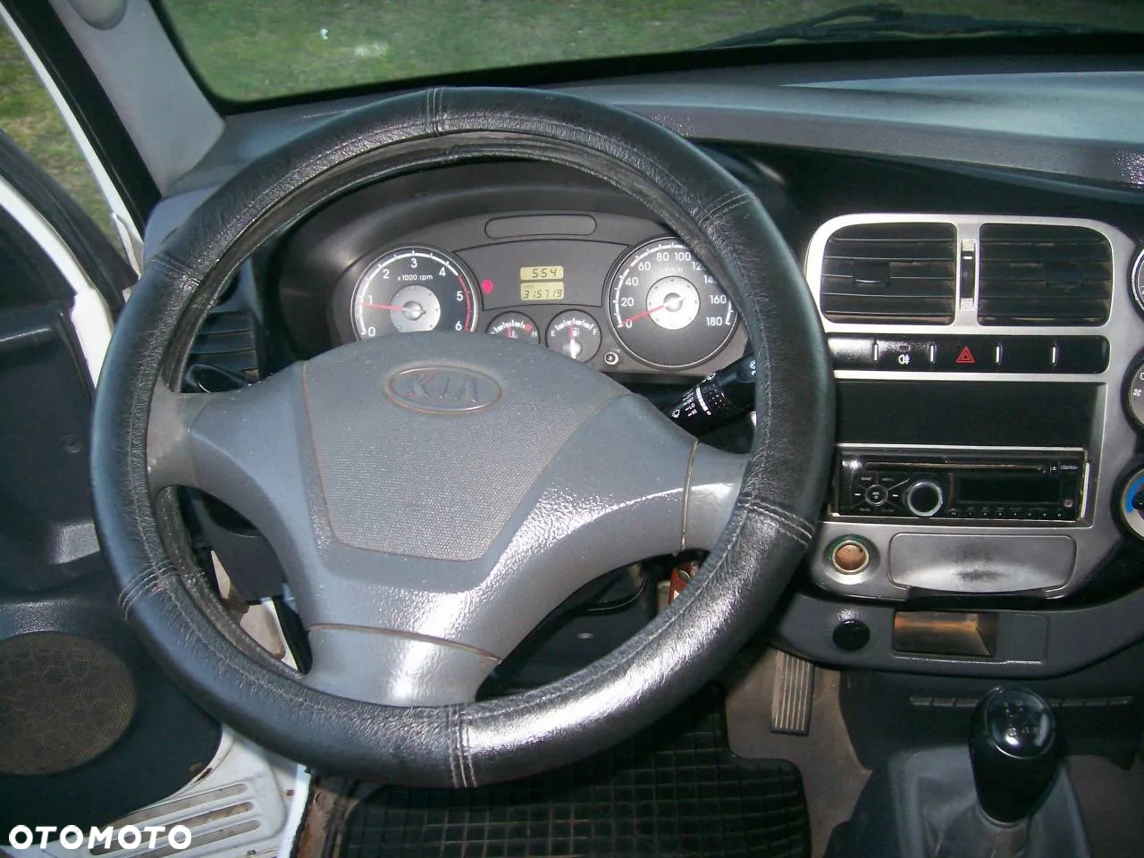 Kia Wywrotka, 6 osób, Doka - 9