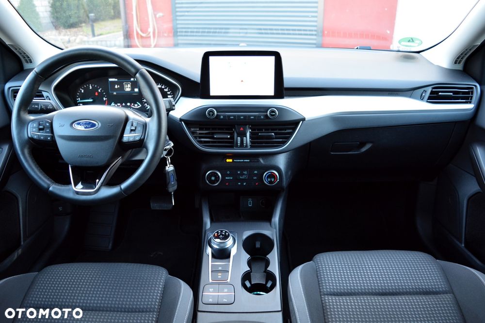 Ford Focus 2.0 EcoBlue Active Business - 21