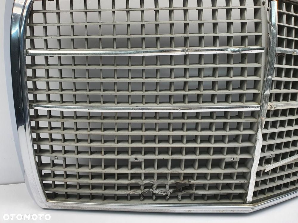 GRILL ATRAPA MERCEDES W115 W114 - 3
