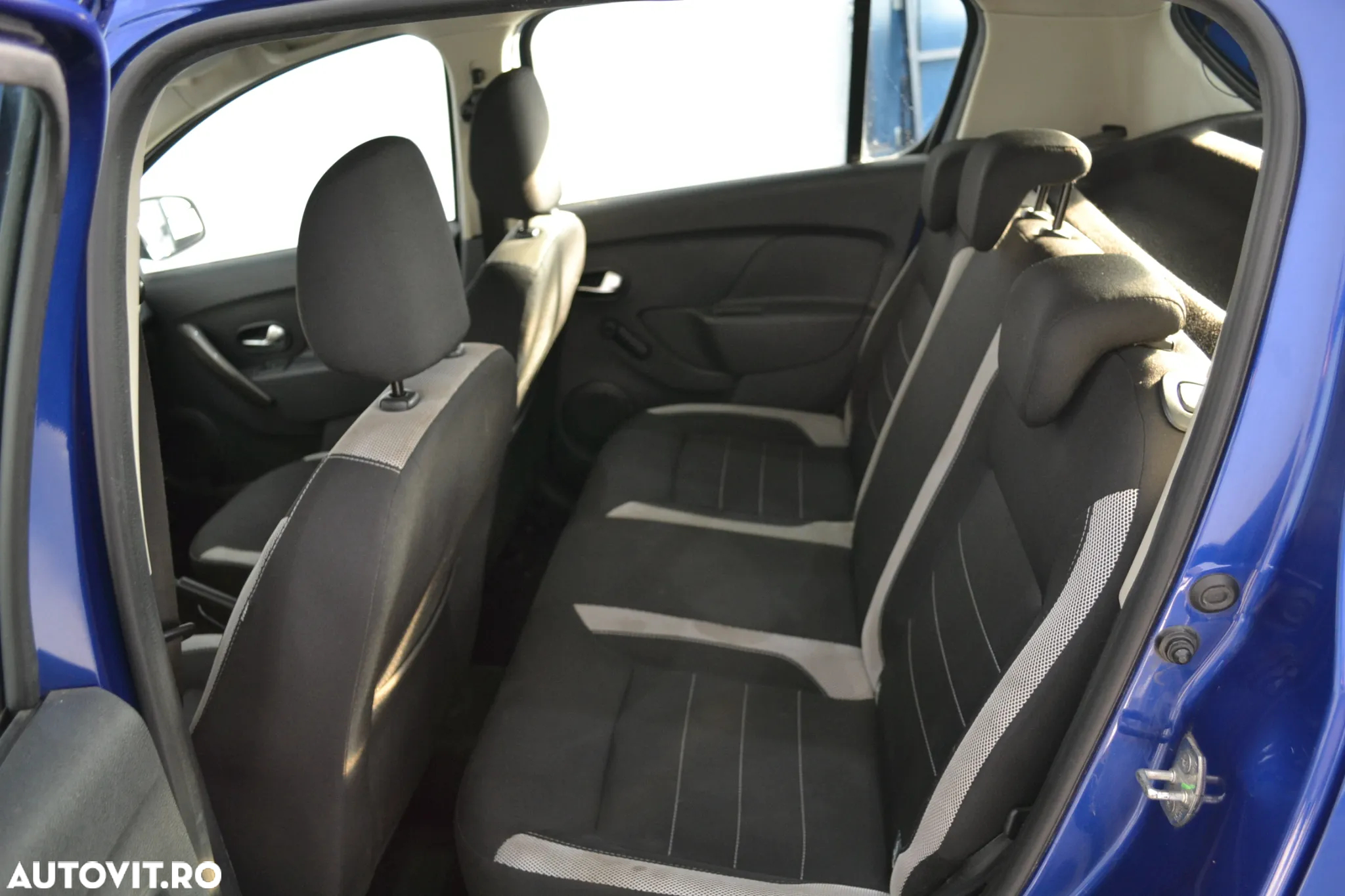 Dacia Sandero - 7