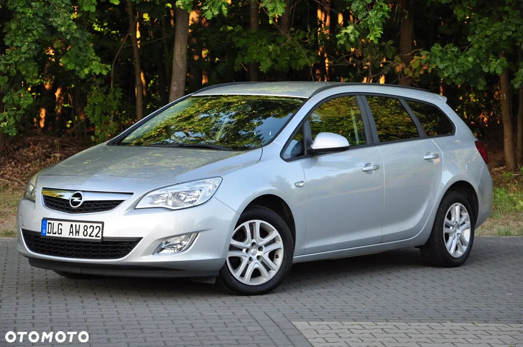 Opel Astra 1.4 Turbo Sports Tourer - 2