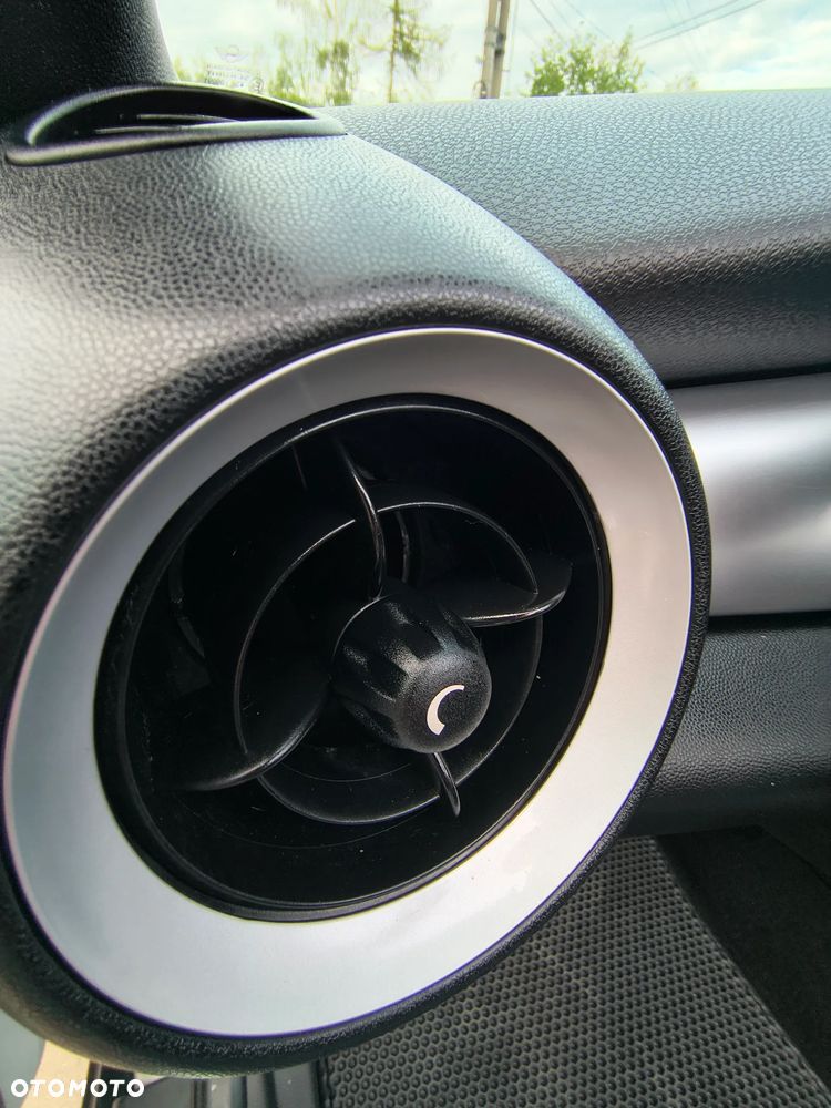 MINI Cooper S Highgate - 37