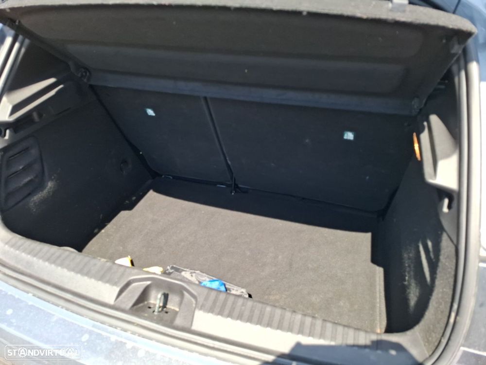 Renault Clio 1.0 TCe Techno Bi-Fuel - 25