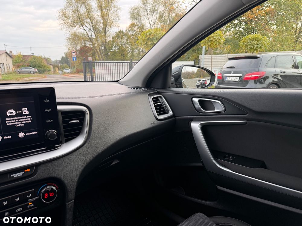 Kia XCeed 1.5 T-GDI M DCT - 19