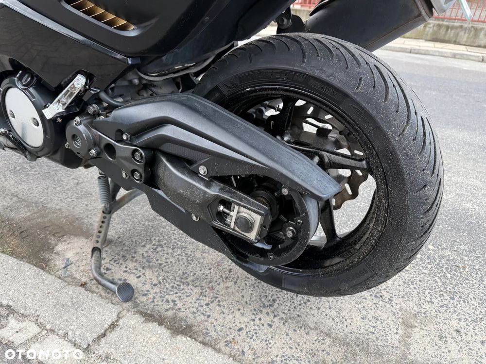 Yamaha Tmax - 21