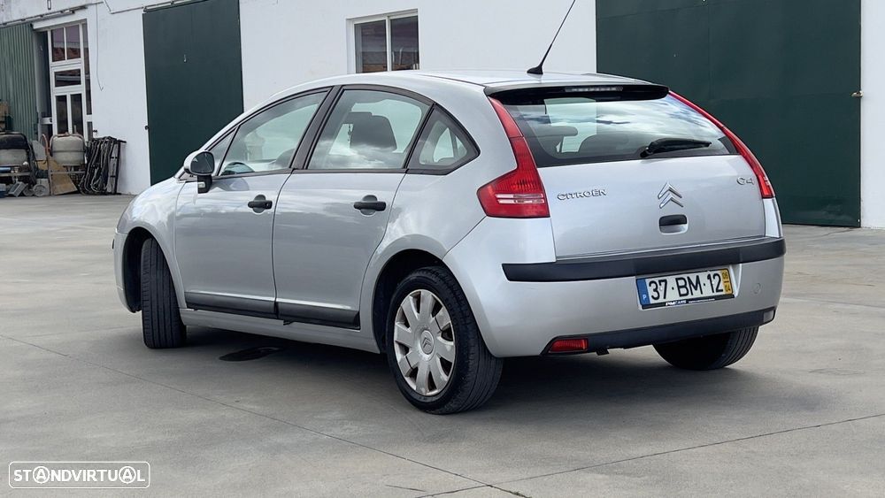 Citroën C4 1.4 16V SX - 4